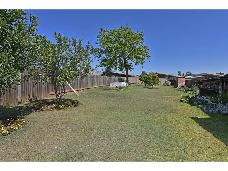 70 Mitchell Avenue, Kurri Kurri NSW 2327