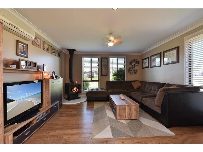 23 Cooper Street, Heddon Greta NSW 2321