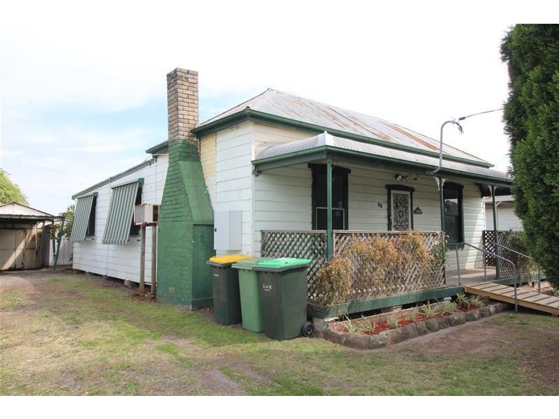 66 Government Road, Weston NSW 2326