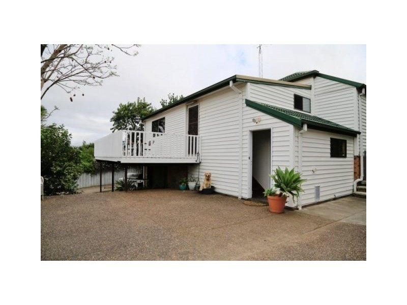 13 Cooper Street, Cessnock NSW 2325