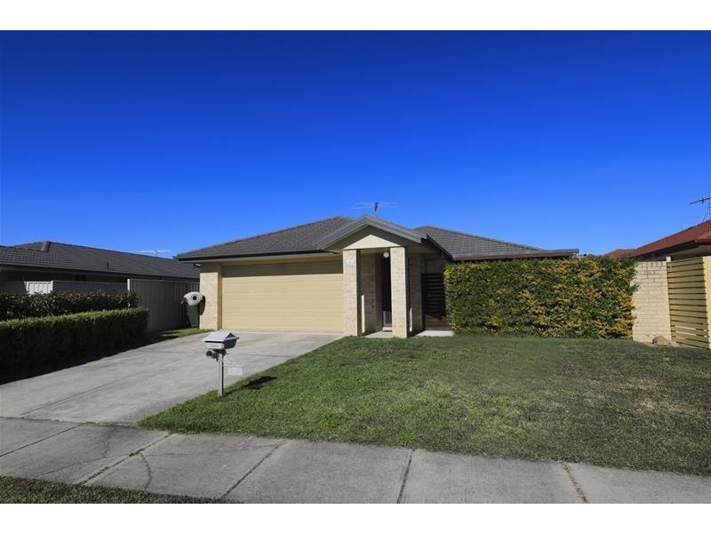 6 Ashton Drive, Heddon Greta NSW 2321