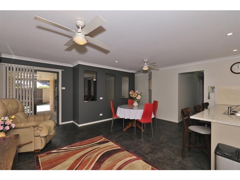 6 Ashton Drive, Heddon Greta NSW 2321