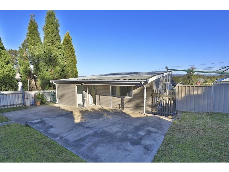 5 Cooma Street, Abermain NSW 2326