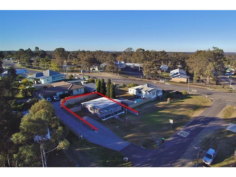 5 Cooma Street, Abermain NSW 2326