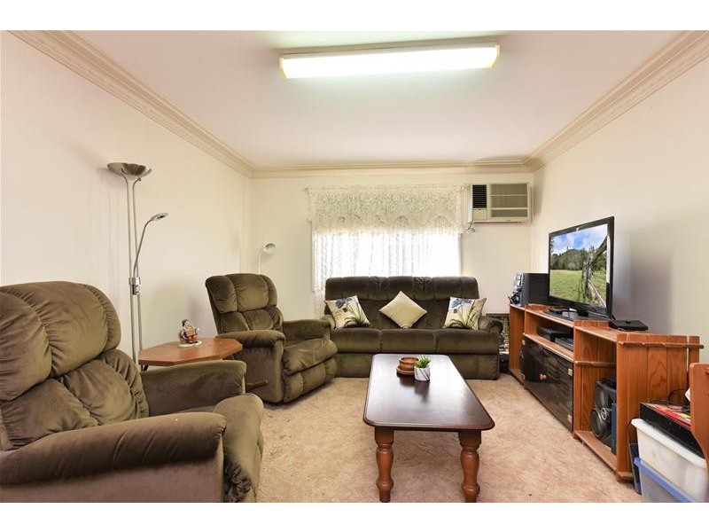 60 Cessnock Road, Weston NSW 2326