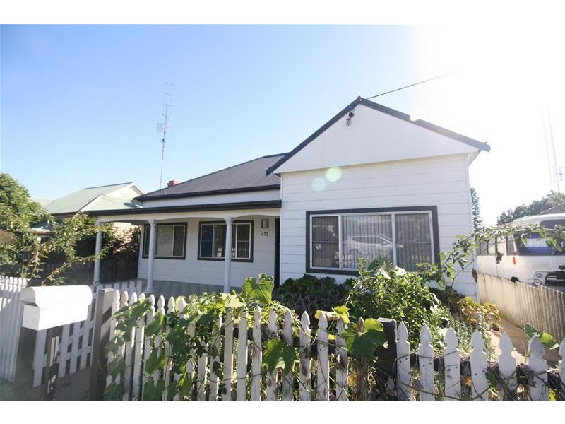 137 Maitland Street, Kurri Kurri NSW 2327