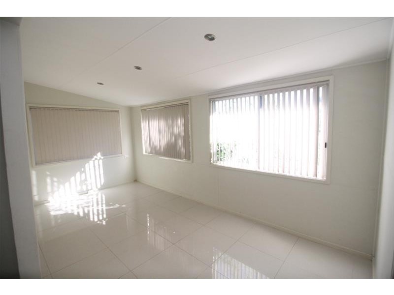 137 Maitland Street, Kurri Kurri NSW 2327