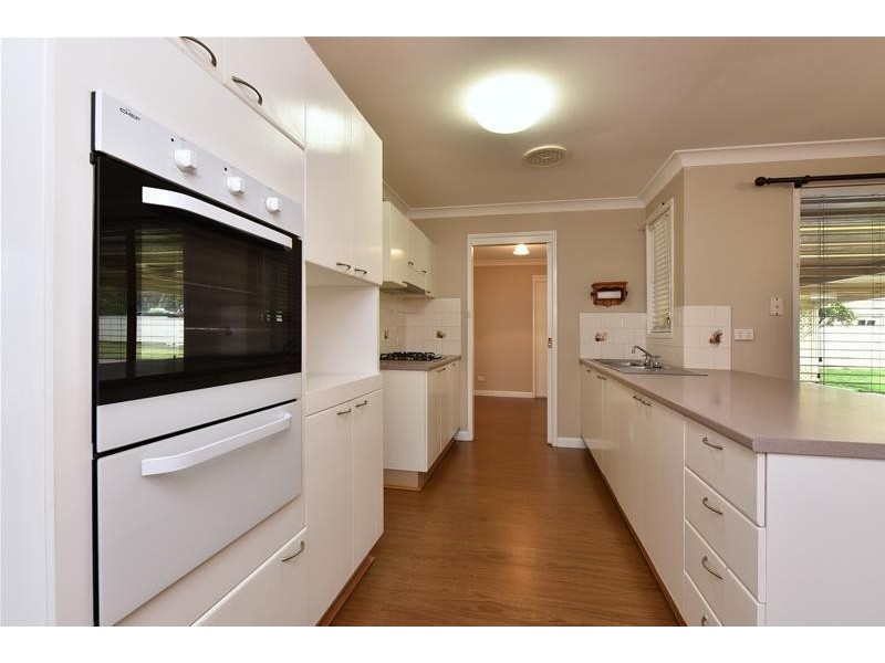 6 Dill Street, Kurri Kurri NSW 2327