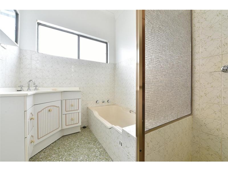 17 Halcyon Street, Cessnock NSW 2325