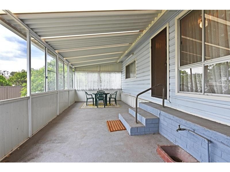 17 Halcyon Street, Cessnock NSW 2325