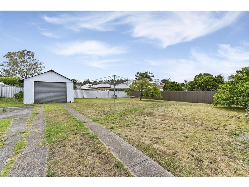 17 Halcyon Street, Cessnock NSW 2325