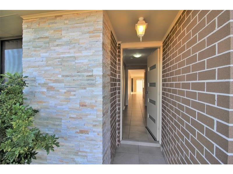 1/27 Connel Drive, Heddon Greta NSW 2321