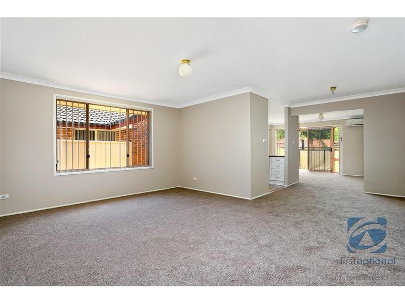 6 Palmetto Close, Stanhope Gardens NSW 2768