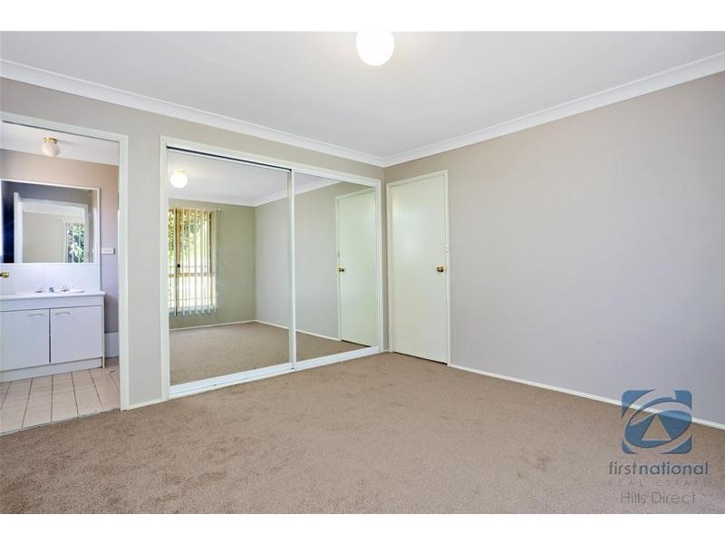 6 Palmetto Close, Stanhope Gardens NSW 2768