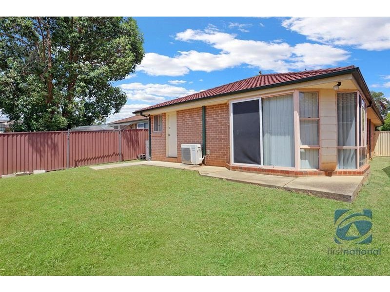 6 Palmetto Close, Stanhope Gardens NSW 2768