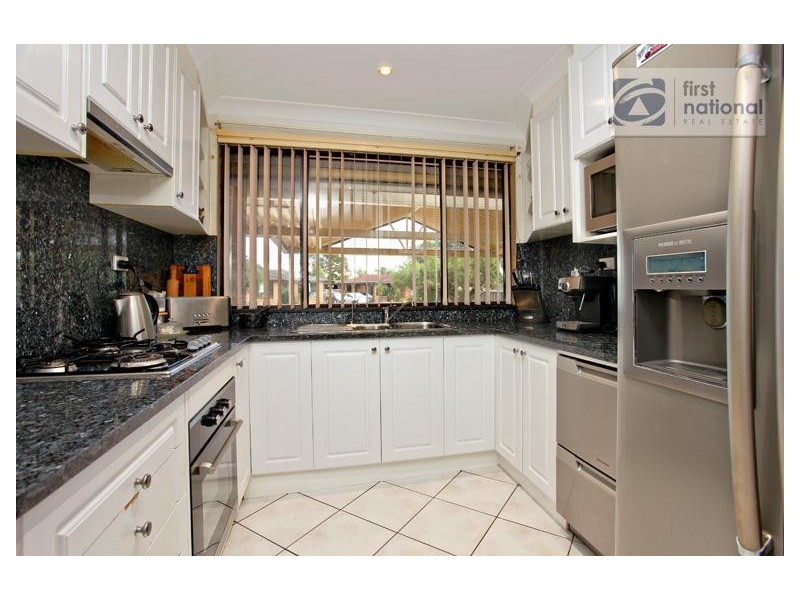 8 Aloe Street, Quakers Hill NSW 2763