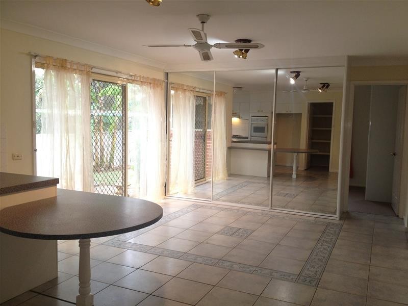 1  Bilby Place, Quakers Hill NSW 2763