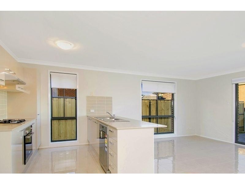 16 Fairfax Street, The Ponds NSW 2769