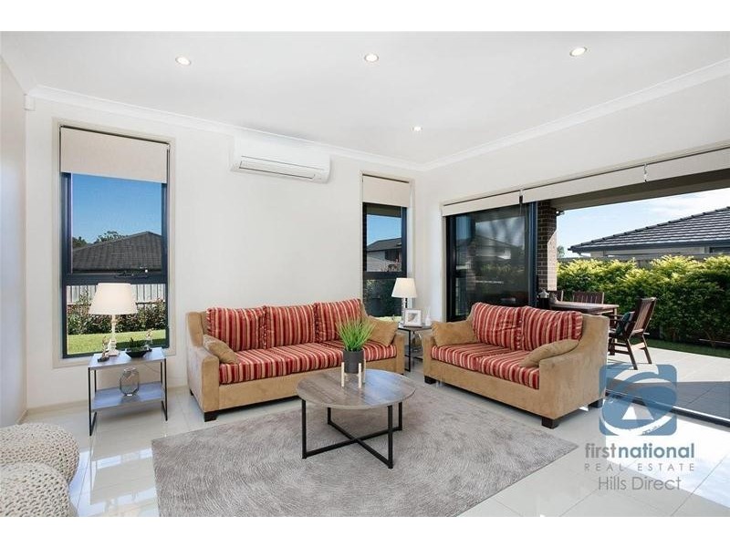 11 Shearer Place, Colebee NSW 2761