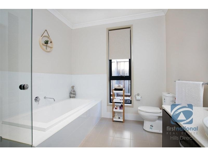 11 Shearer Place, Colebee NSW 2761