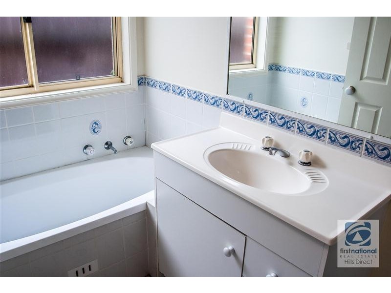 14 Roxby Grove, Quakers Hill NSW 2763