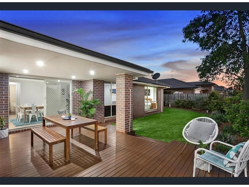 13 Levy Crescent, The Ponds NSW 2769