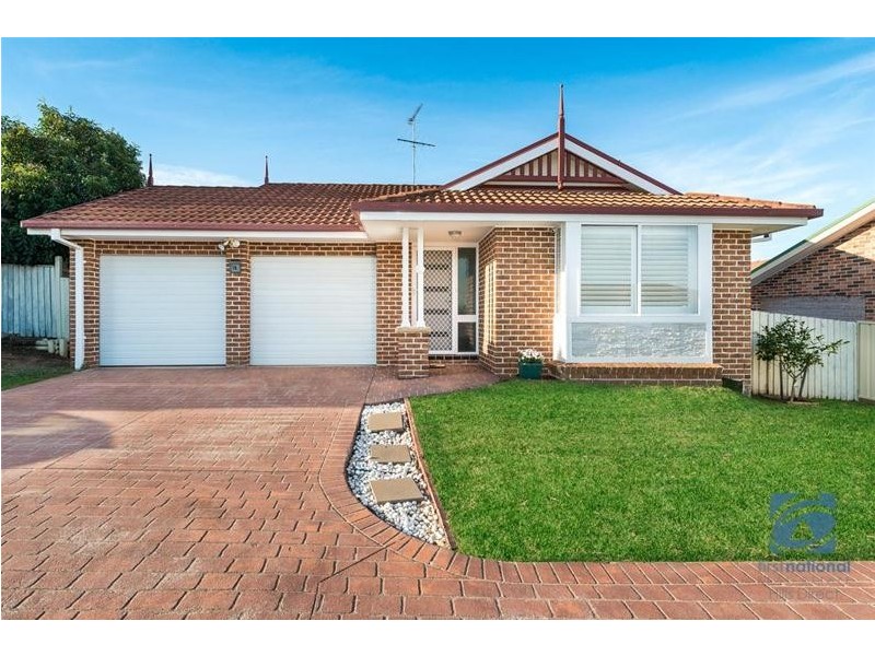 18 Catania Avenue, Quakers Hill NSW 2763