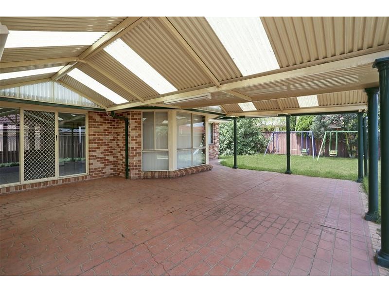 8 Bellbird Court, Quakers Hill NSW 2763