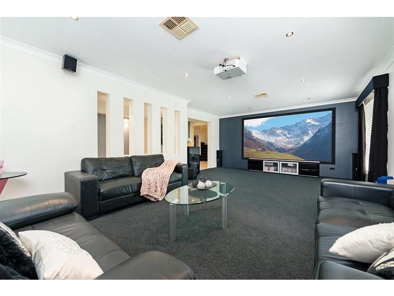 12 Ranleigh Circuit, Kellyville Ridge NSW 2155