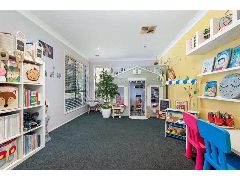 12 Ranleigh Circuit, Kellyville Ridge NSW 2155