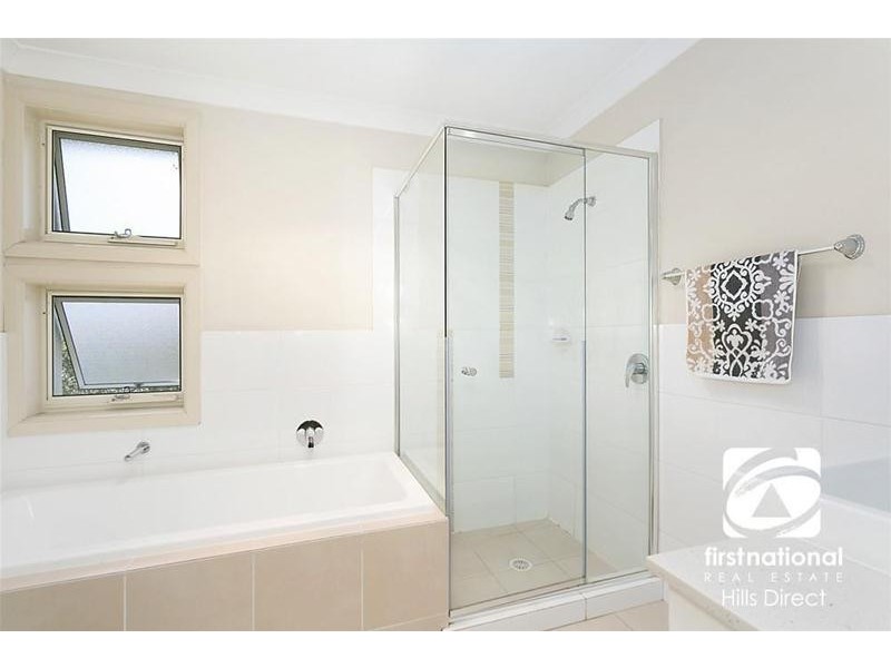 2 Newport Way, Stanhope Gardens NSW 2768