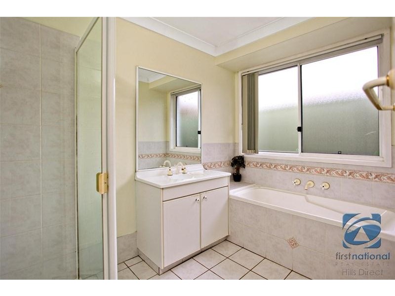 2 Norwin Place, Stanhope Gardens NSW 2768