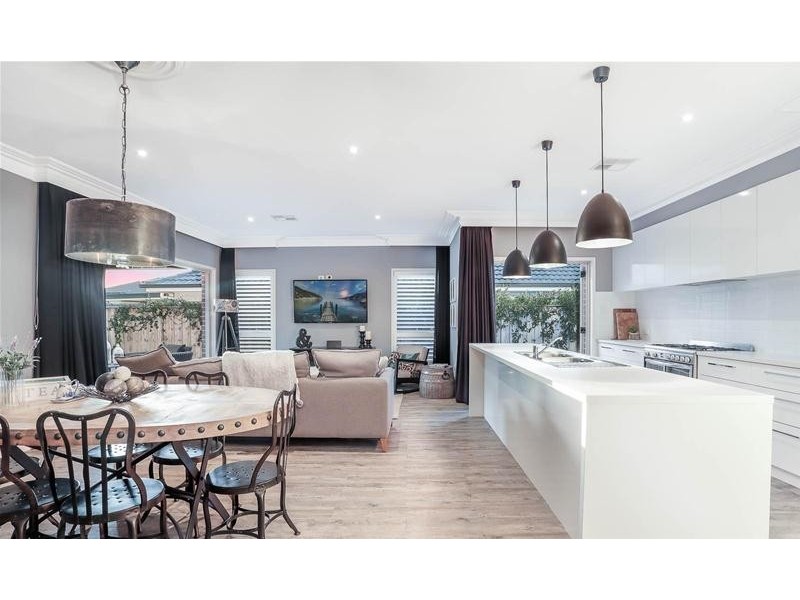 17 Peppermint Fairway, The Ponds NSW 2769