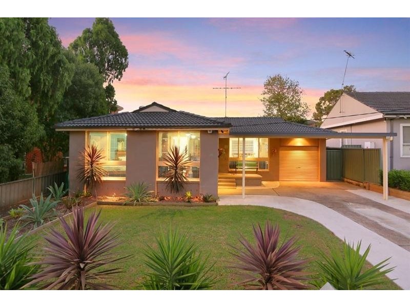 1 Pentland Street, Quakers Hill NSW 2763