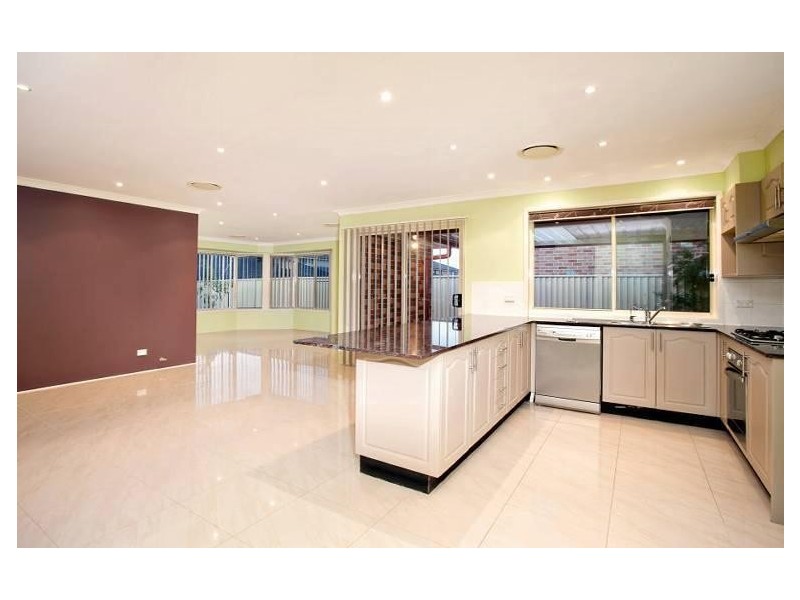 7 Tanzanite Street, Quakers Hill NSW 2763