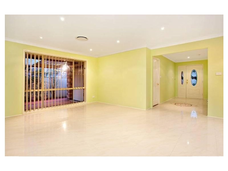 7 Tanzanite Street, Quakers Hill NSW 2763