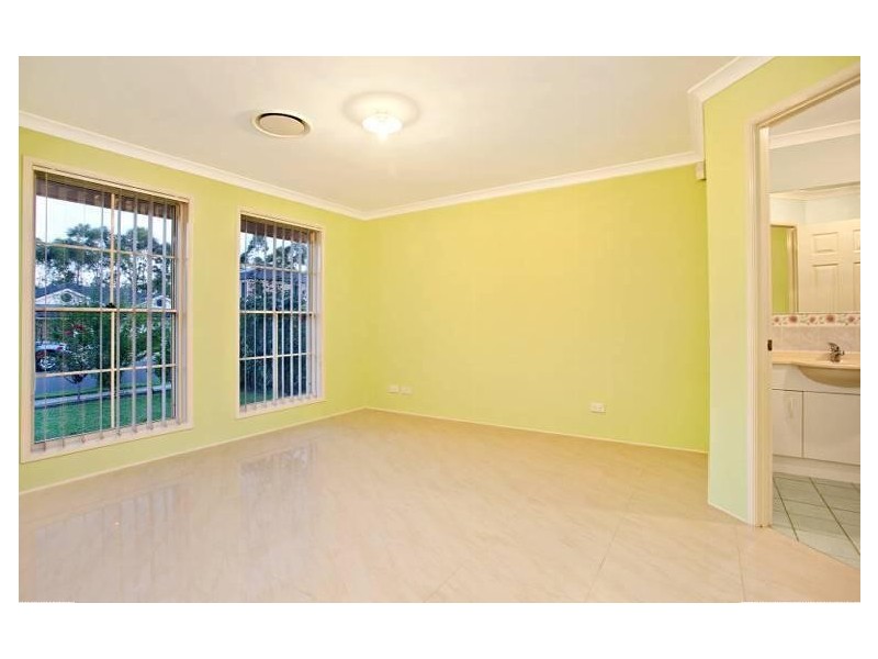 7 Tanzanite Street, Quakers Hill NSW 2763