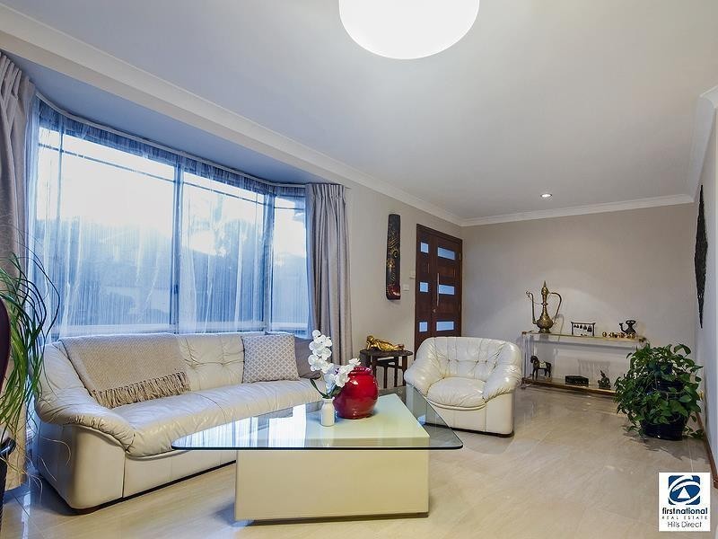 11B Rutledge Crescent, Quakers Hill NSW 2763