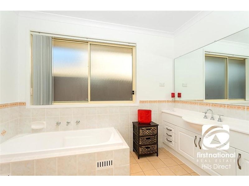 18 Aldridge Street, Stanhope Gardens NSW 2768