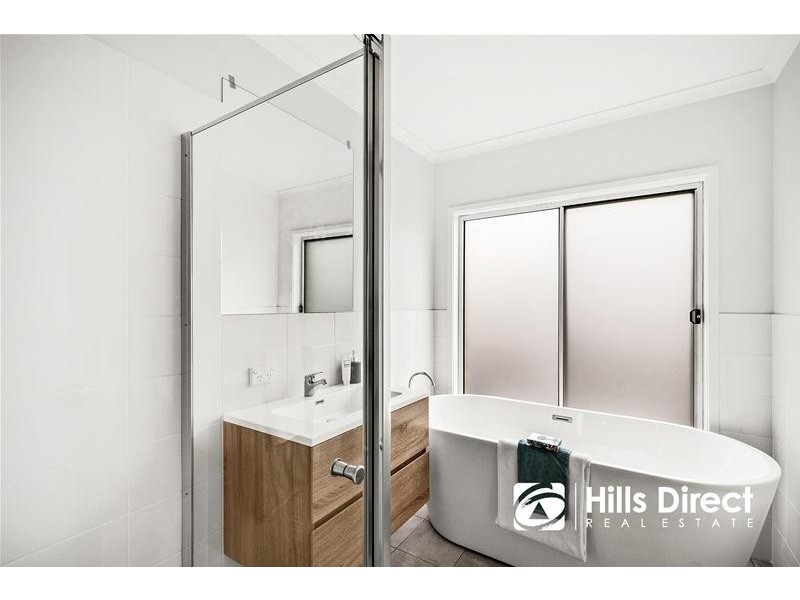 19 Sarah Jane Avenue, Beaumont Hills NSW 2155