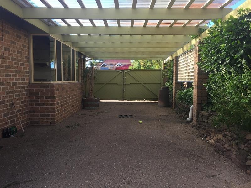 150 Farnham Road, Quakers Hill NSW 2763