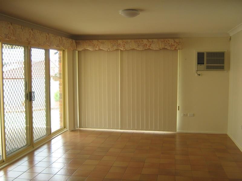 92 Pagoda Crescent, Quakers Hill NSW 2763