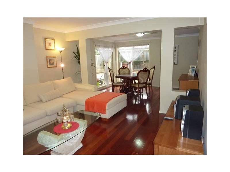 7 Caleen Street, Glenwood NSW 2768