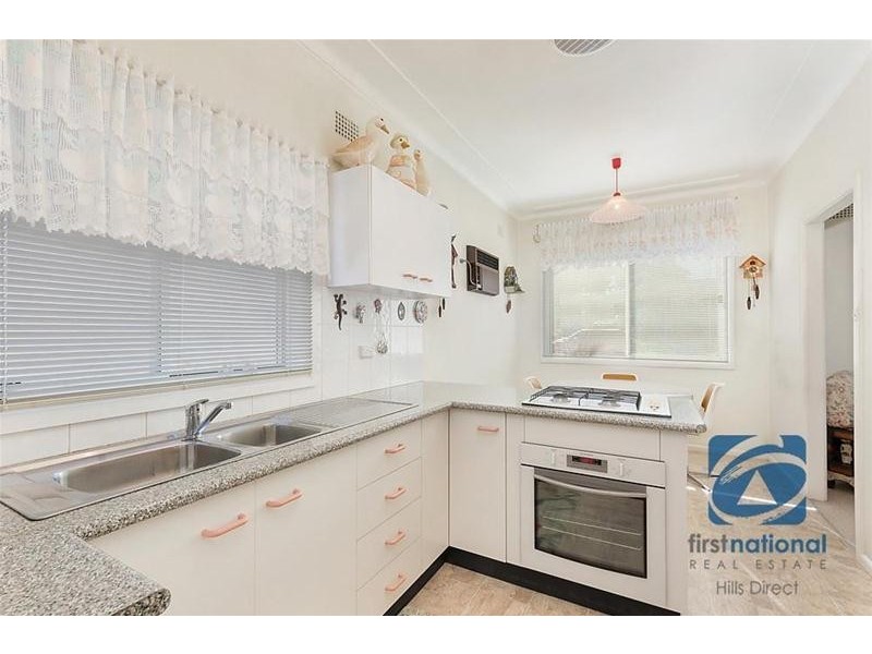 15 Vivienne Street, Woodpark NSW 2164