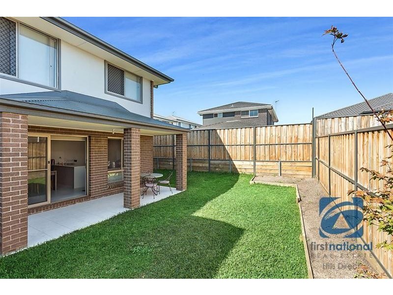 2/27 Centennial Drive, The Ponds NSW 2769