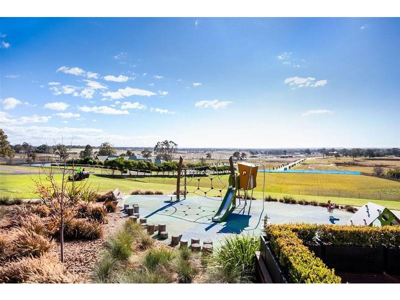 6 Booroola Road, Box Hill NSW 2765