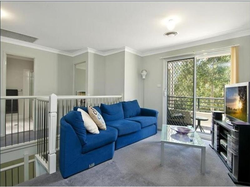 42 Rothbury Terrace, Stanhope Gardens NSW 2768