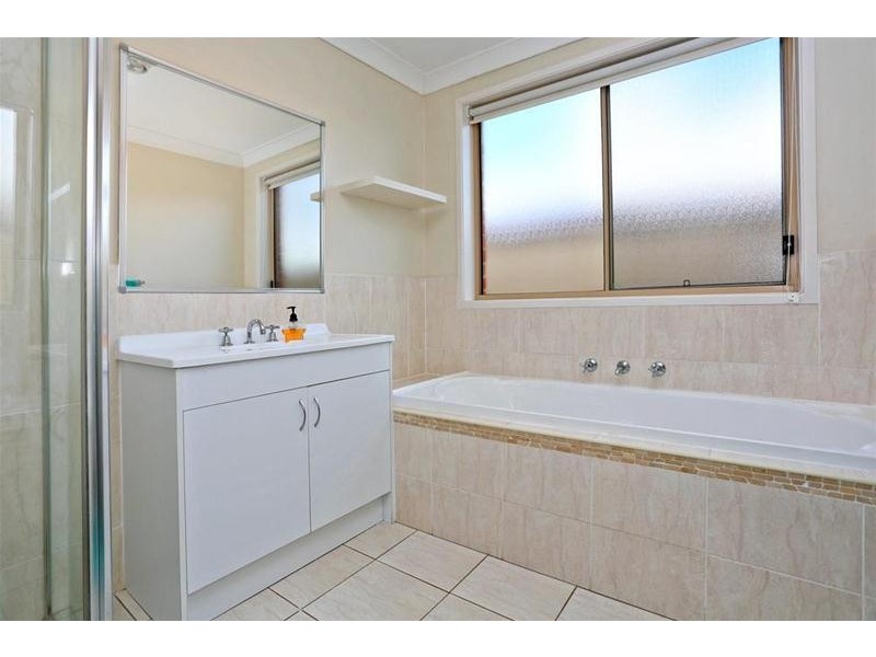 30 Aquamarine Street, Quakers Hill NSW 2763