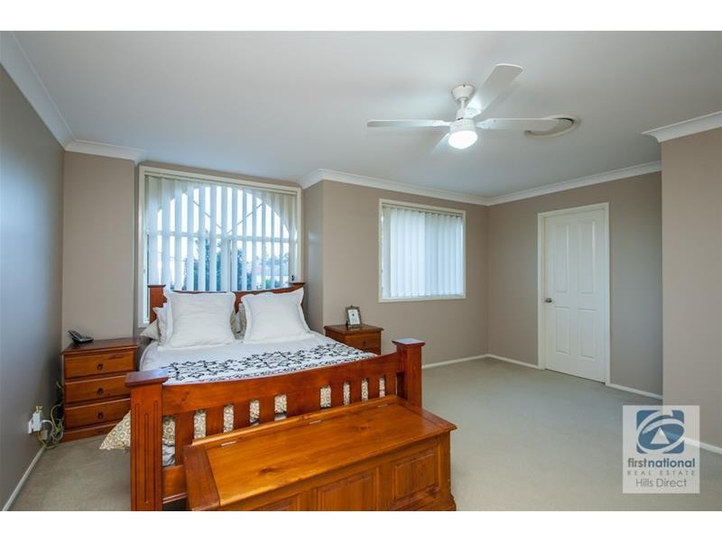 6 Rushden Way, Stanhope Gardens NSW 2768