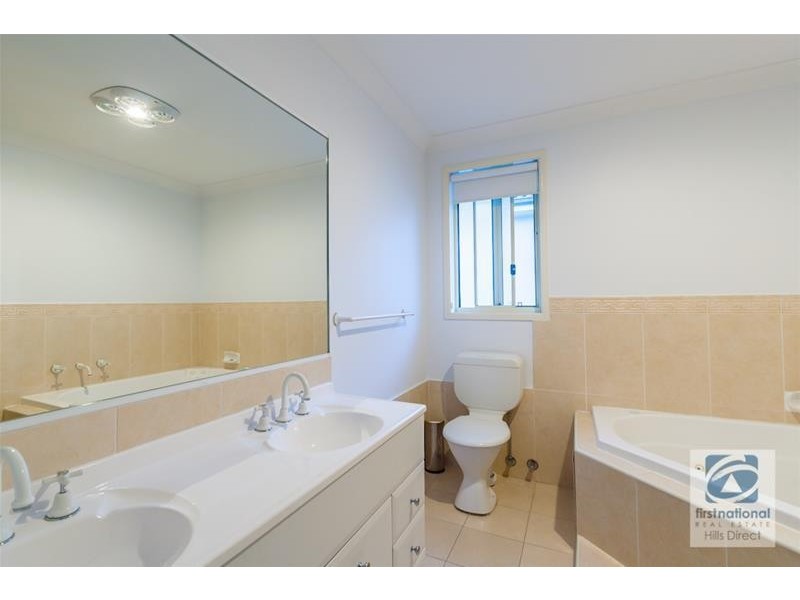 6 Rushden Way, Stanhope Gardens NSW 2768